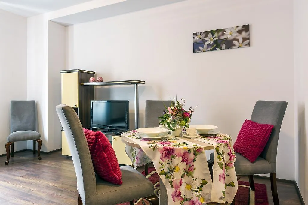 Galeria Italiana Apartments Wrocław